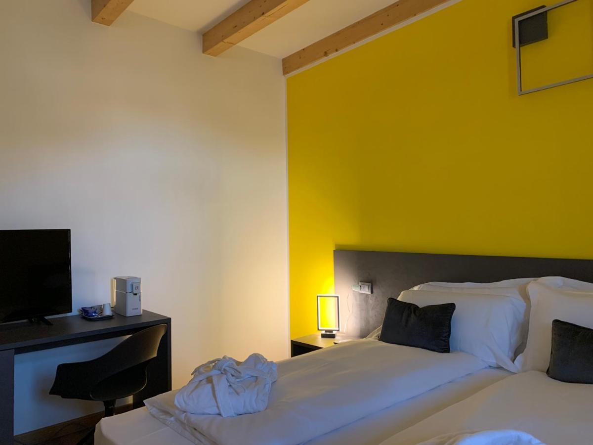 Guest House Le Cassandre 松德里奥 外观 照片